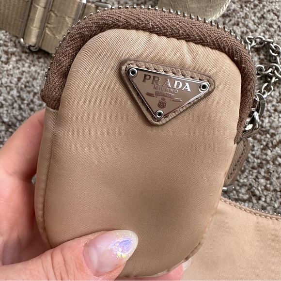 Prada nylon re-edition 2005 - Picture 12 of 13